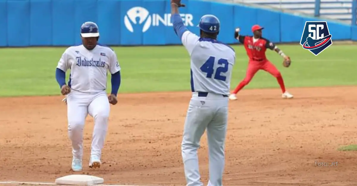 Santiago de Cuba derrotó a Industriales en los tres primeros juegos de los playoffs del beisbol cubano