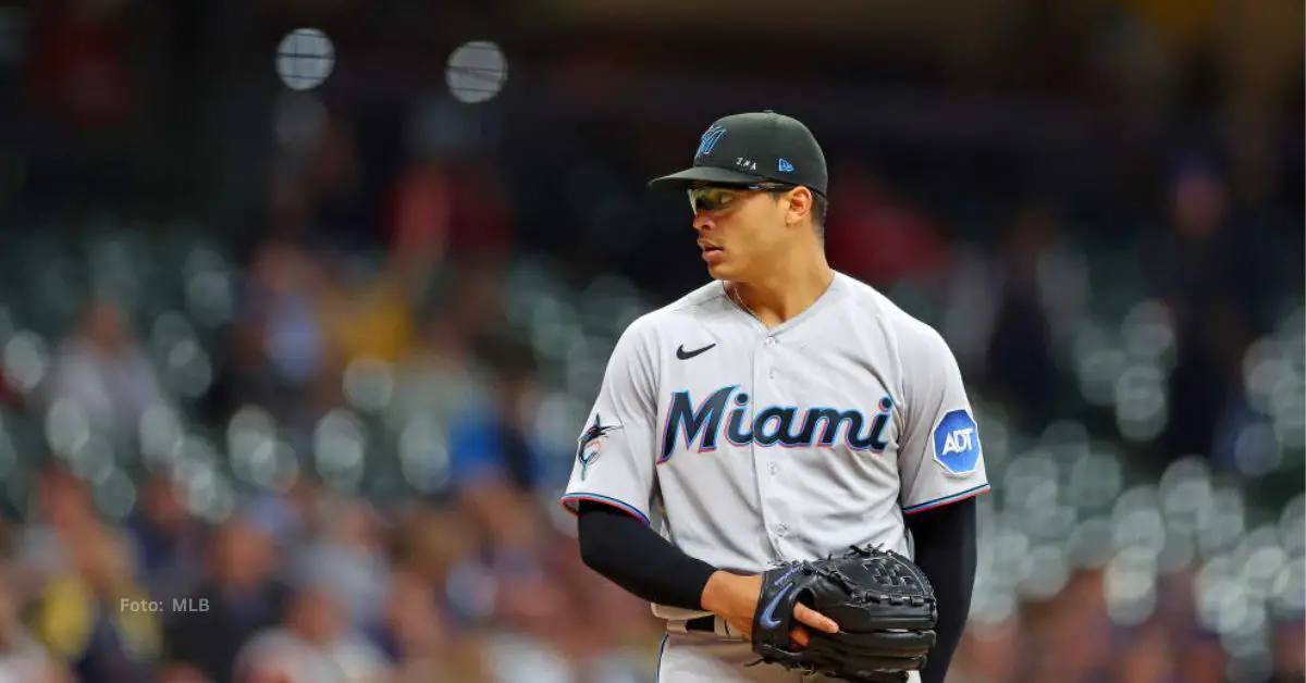 Jesús Luzardo preparándose para pitchar con Miami Marlins